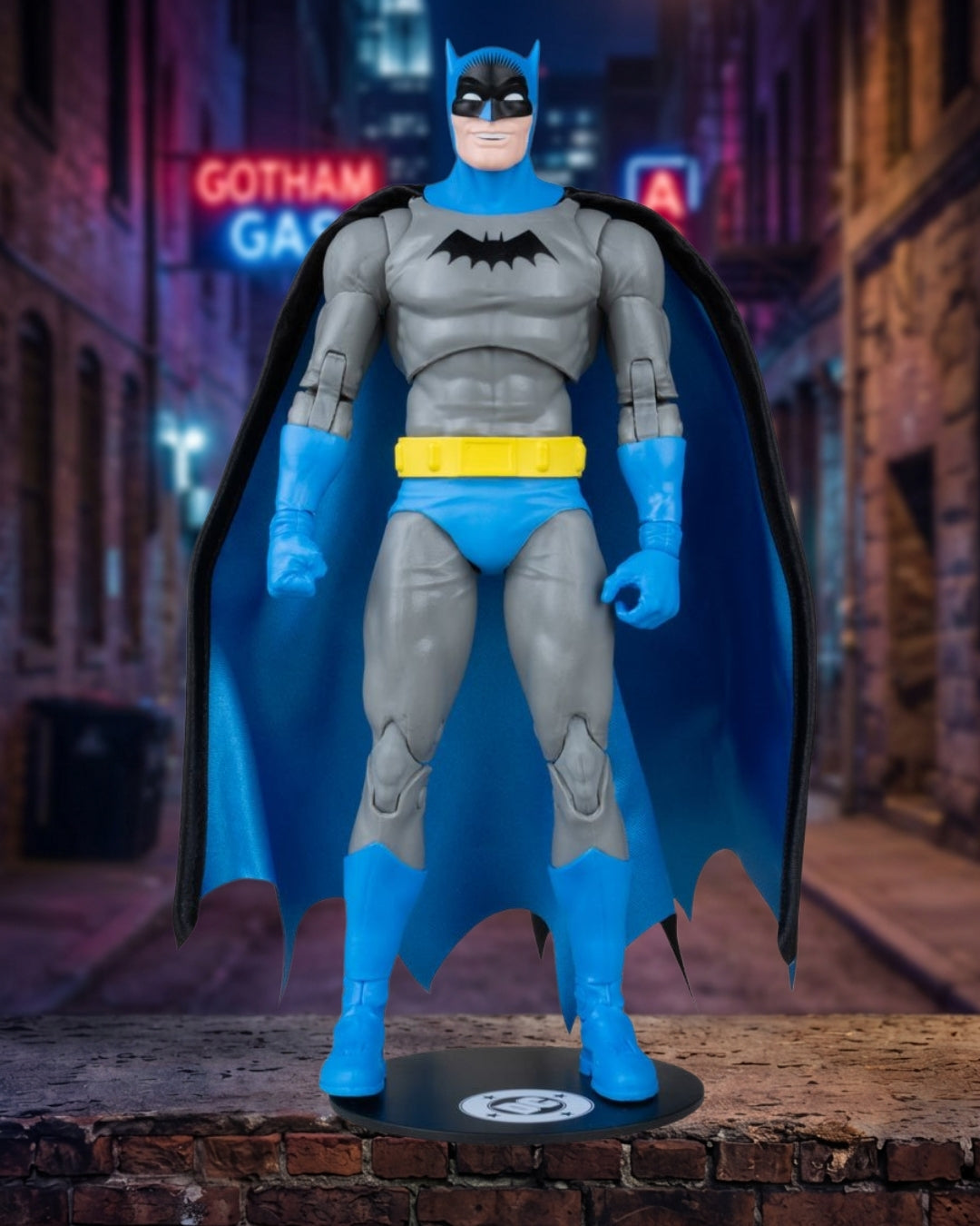 DC Direct Page Punchers Wave 14 Batman #1 7-Inch Scale Action Figure with Comic
