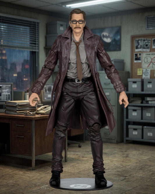 DC Multiverse Deluxe Theatrical Edition The Dark Knight Commissioner Gordon 7-Inch Scale Action Figure