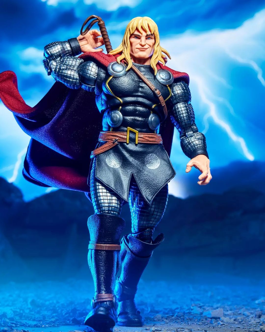 Marvel Legends Maximum Series Thor 6-Inch Action Figure