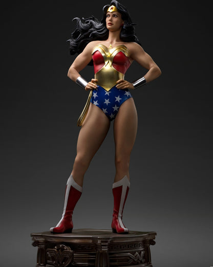 Wonder Woman DC Trinity – Quarter Scale Statue By Iron Studios