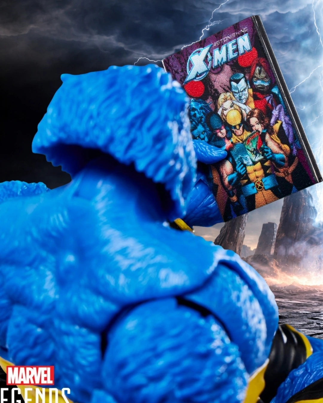 Astonishing X-Men Marvel Legends Series Beast 6-Inch Action Figure | Hasbro