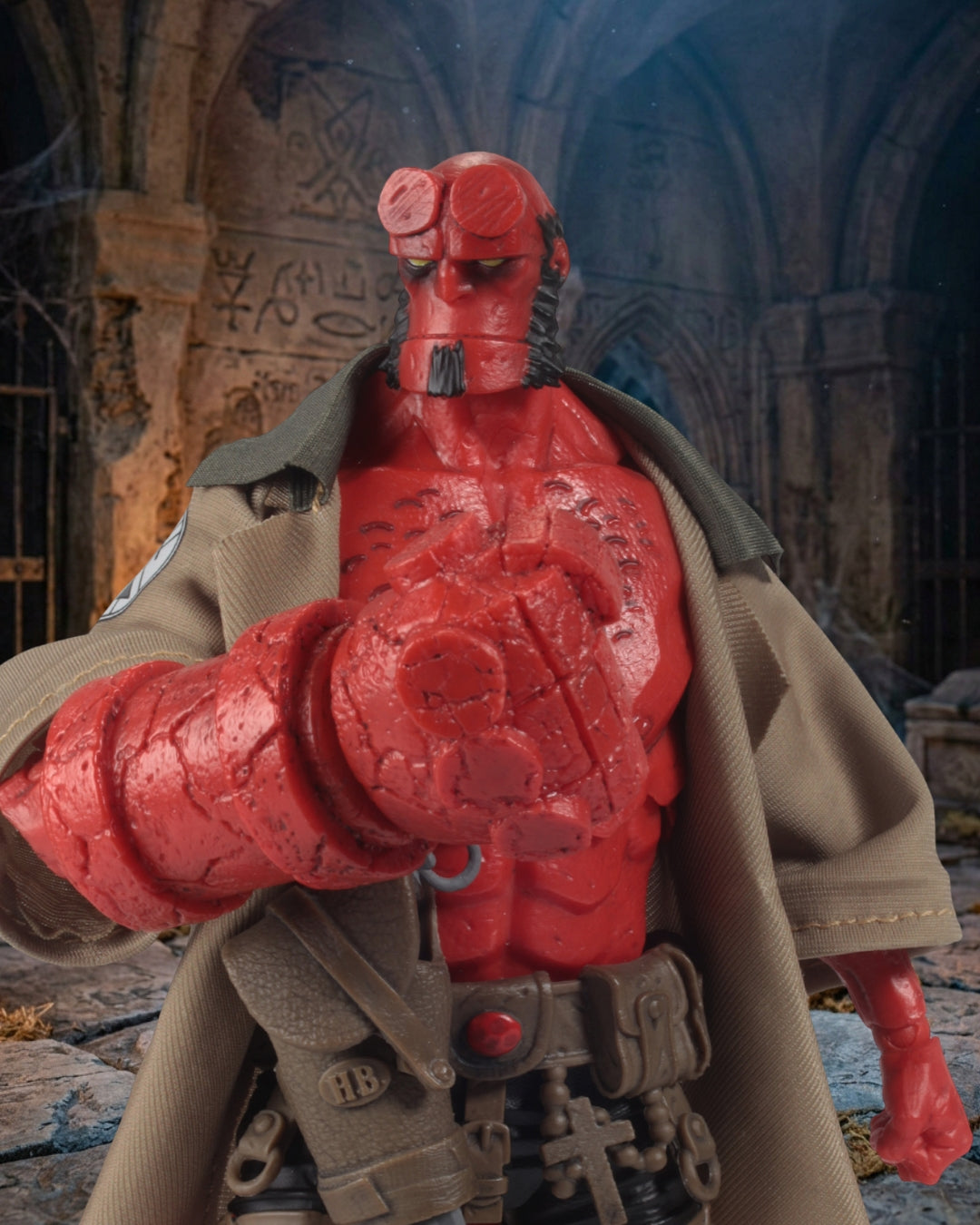 Hellboy McFarlane Collector Edition #60 7-Inch Scale Action Figure