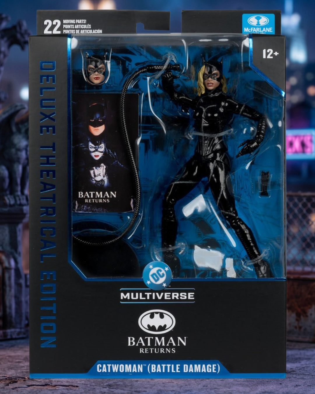 Deluxe Theatrical Edition Batman Returns Battle Damaged Catwoman 7-Inch Scale Action Figure