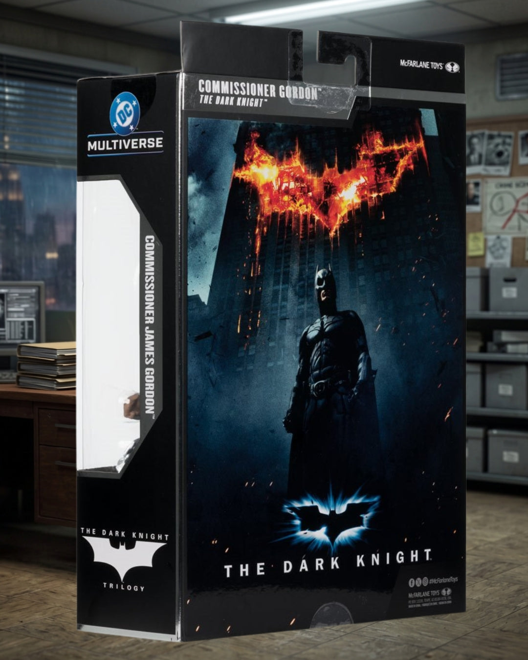 DC Multiverse Deluxe Theatrical Edition The Dark Knight Commissioner Gordon 7-Inch Scale Action Figure