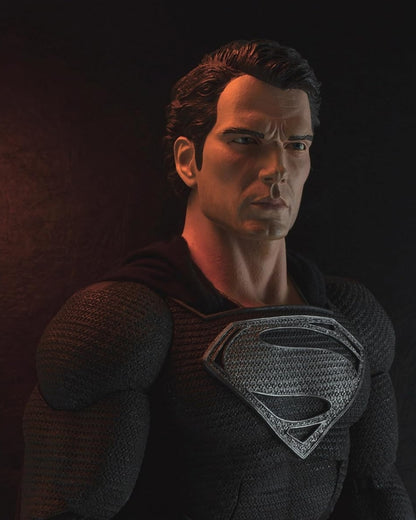 Superman Man of Steel Black Suit 1:4 Scale Action Figure